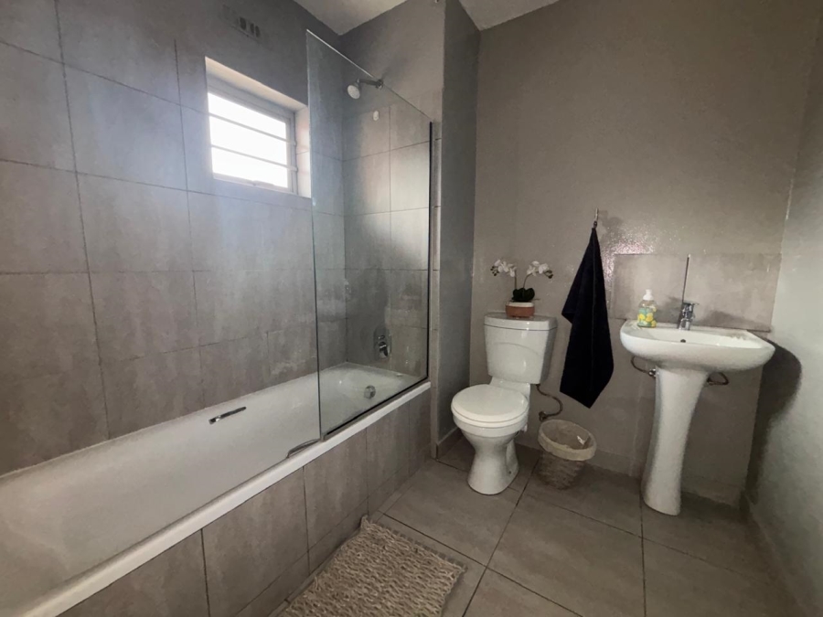 2 Bedroom Property for Sale in Raceway Free State